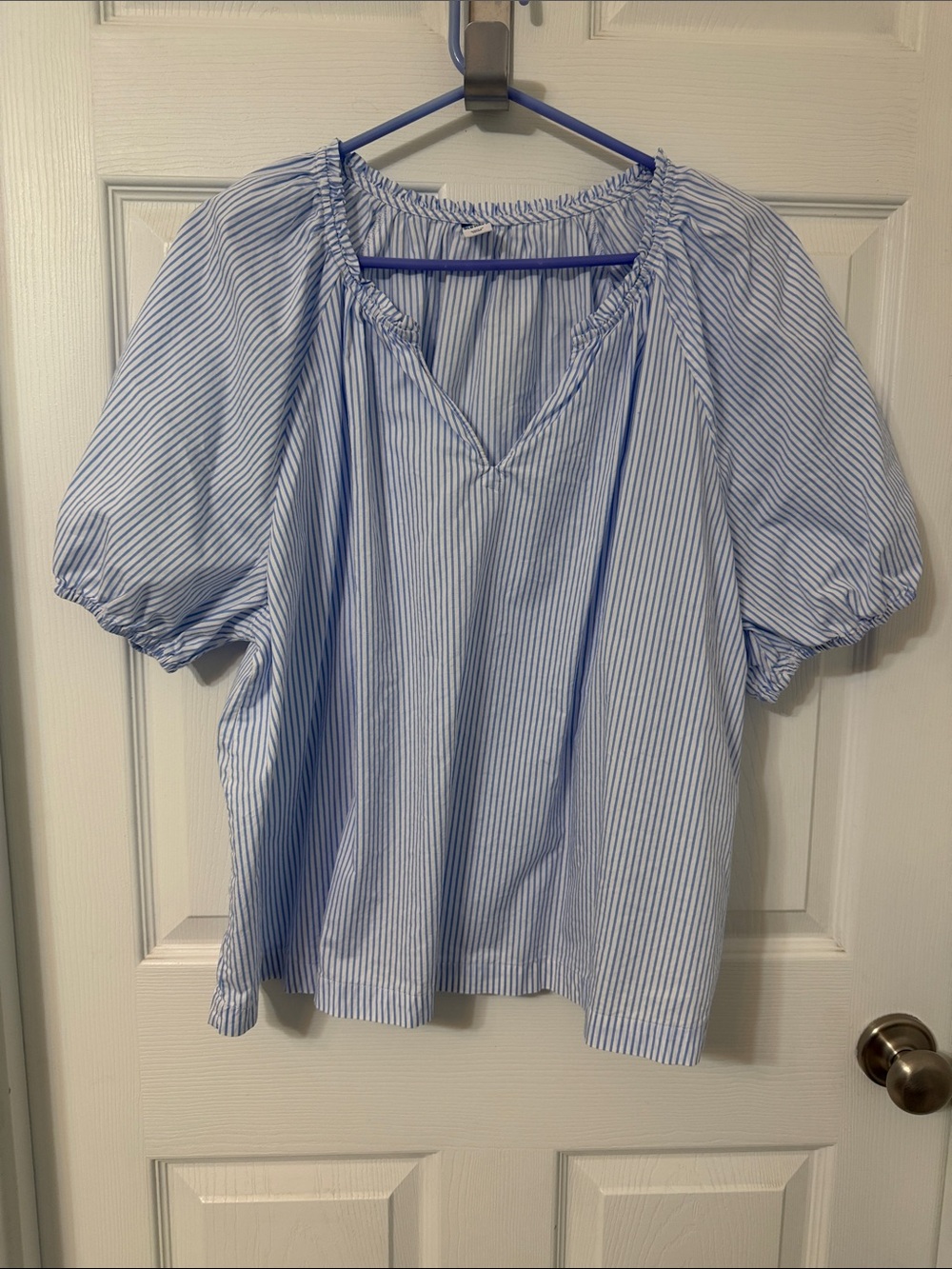 Old Navy Light Blue & White Striped Puff-Sleeve Blouse